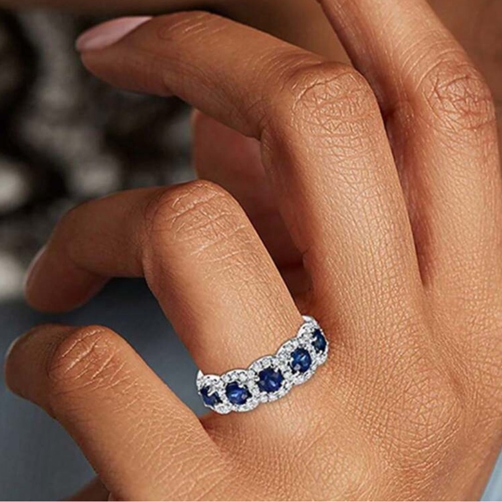PRINCESS CUT PROMISE RING